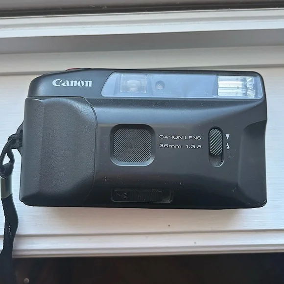Canon Film Camera - Picture 2 of 5